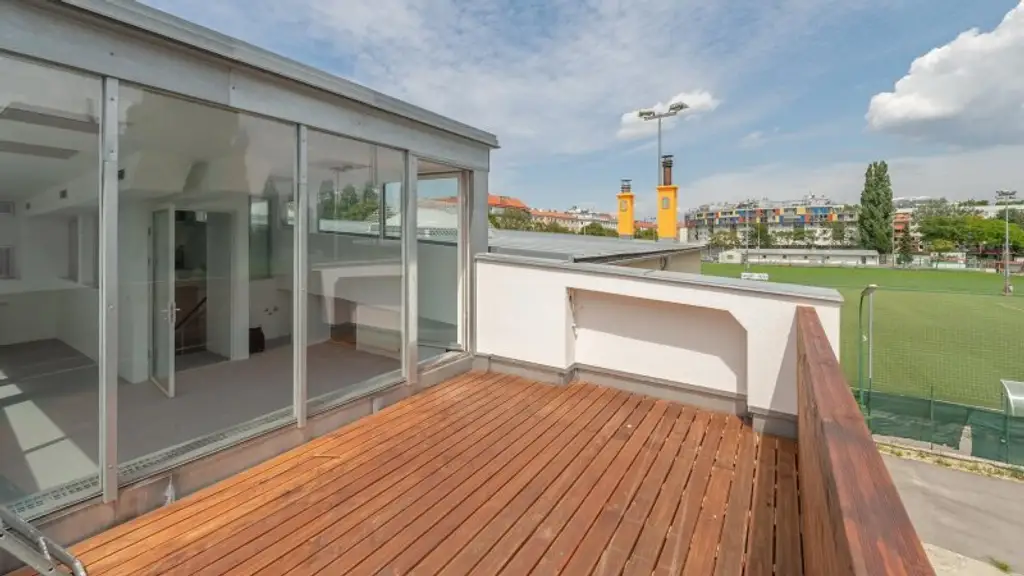 " Lagerhallen " Büroflächen " Freiflächen " UNBEFRISTET "