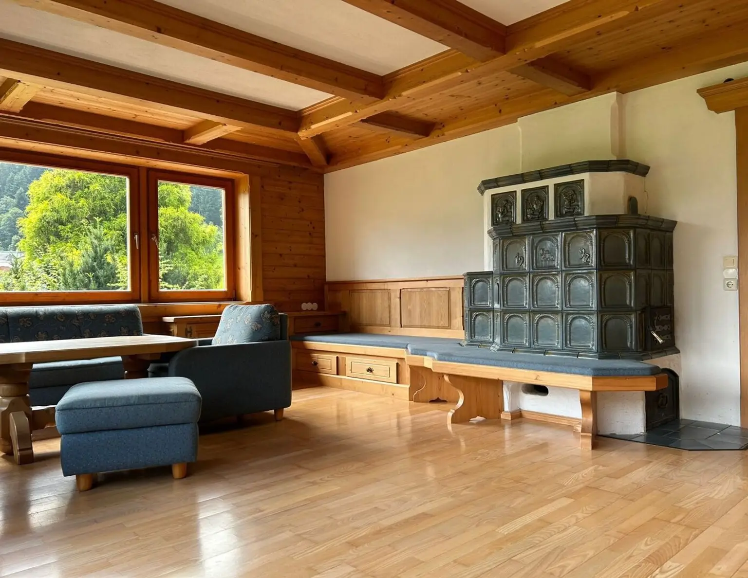 Landhaus mit Charakter - Wohnen am Waldrand mit Ausblick & Privatsphäre