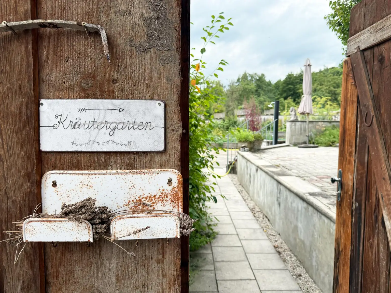 Traumhaftes Bauernhaus in Alleinlage mit Blick auf den Sonntagberg – 13 Hektar Natur pur im Ybbstal