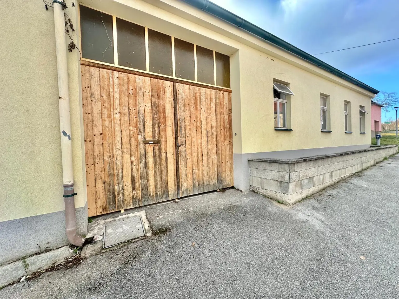 Sanierungsbedürftiges Landhaus!