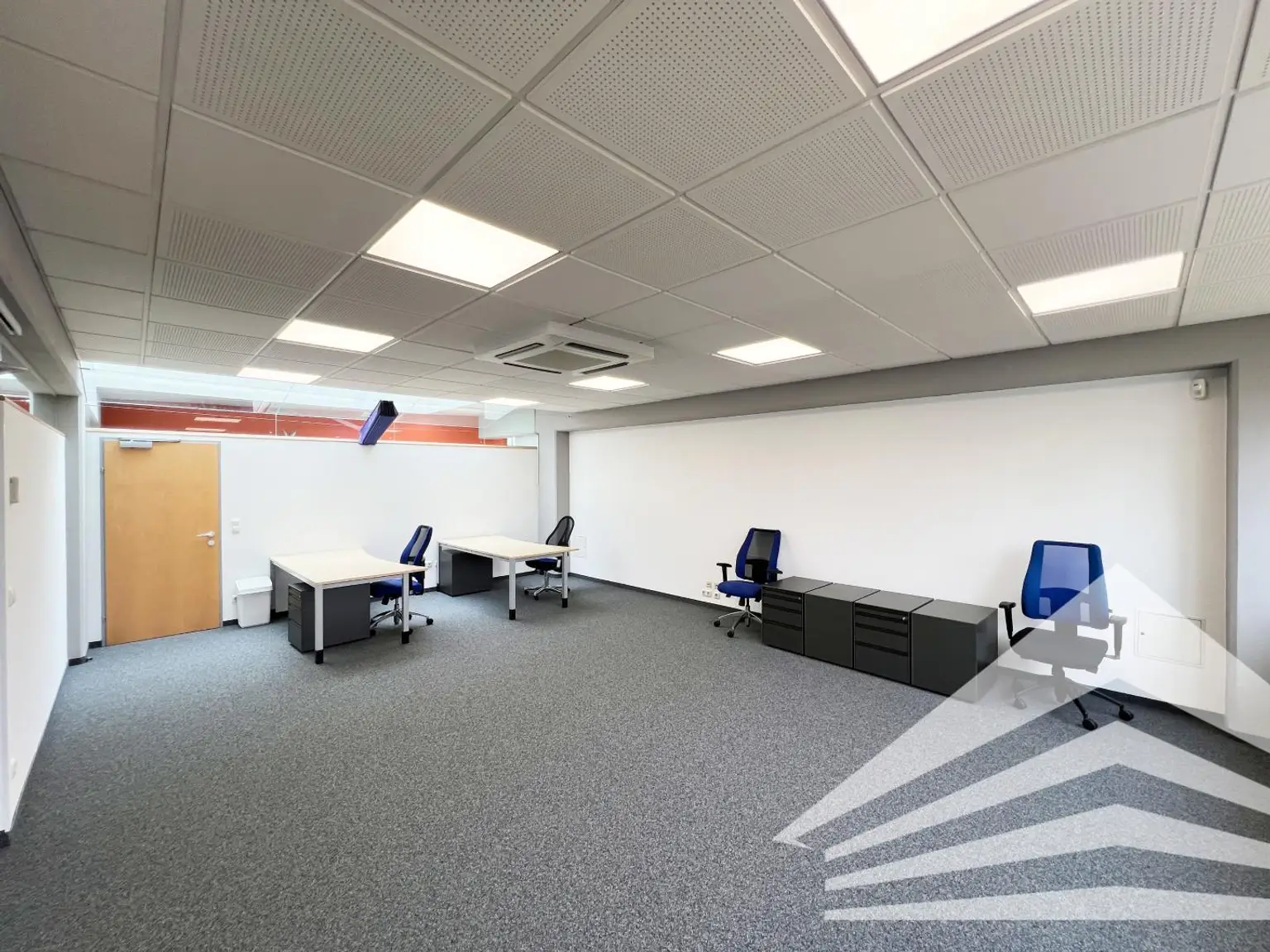 möbliertes Büroraumbeispiel ca. 43 m²