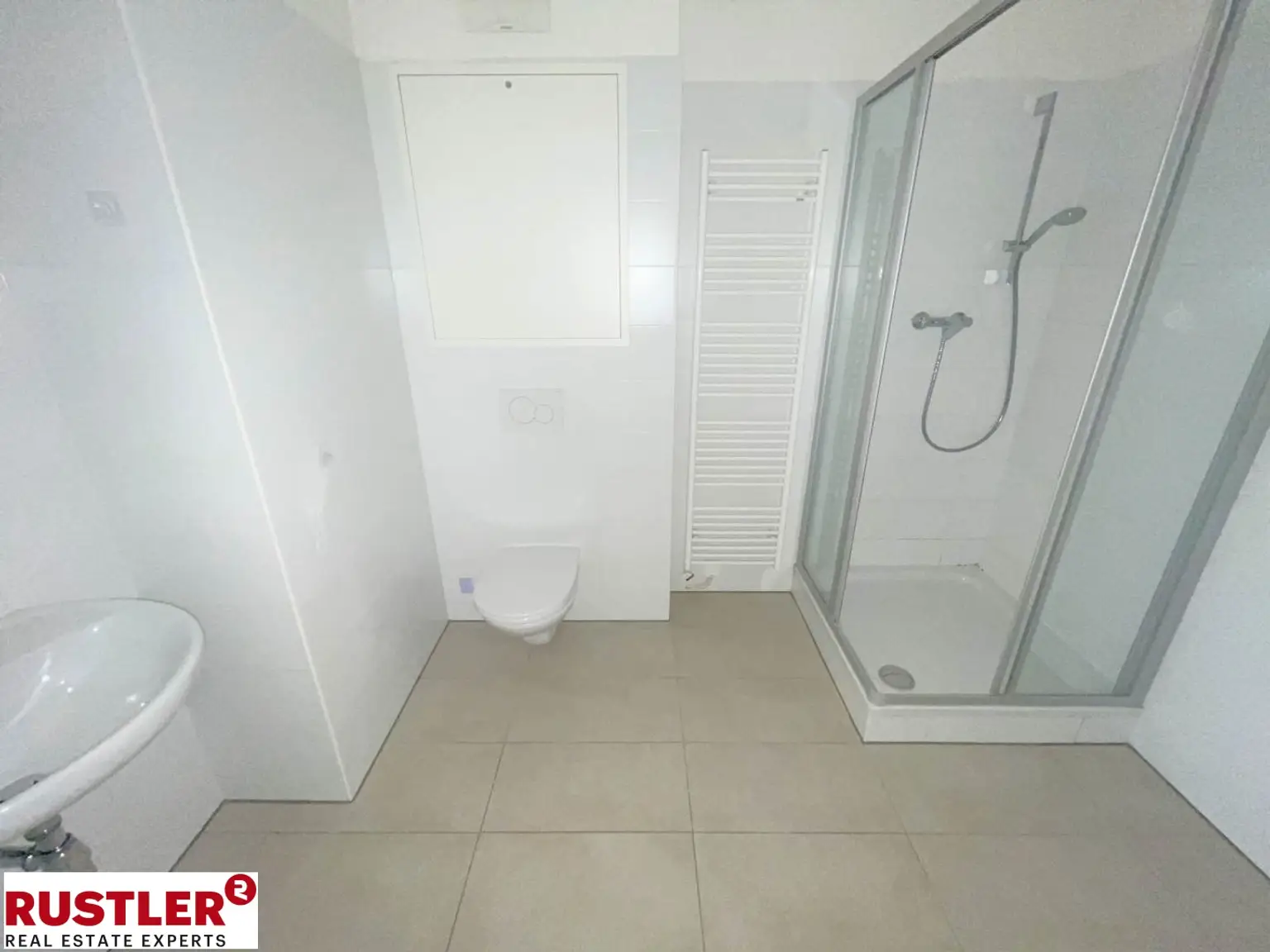 SCHÖN geschnittene 2-Zimmer Wohnung mit BALKON!