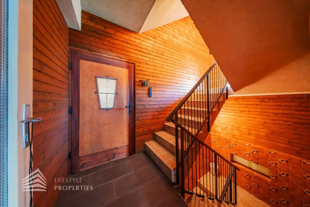 Großzügiges Familienrefugium in absoluter Ruhelage – charmantes Wohnhaus auf 1.000 m² Traumgrundstück in 1220 Wien