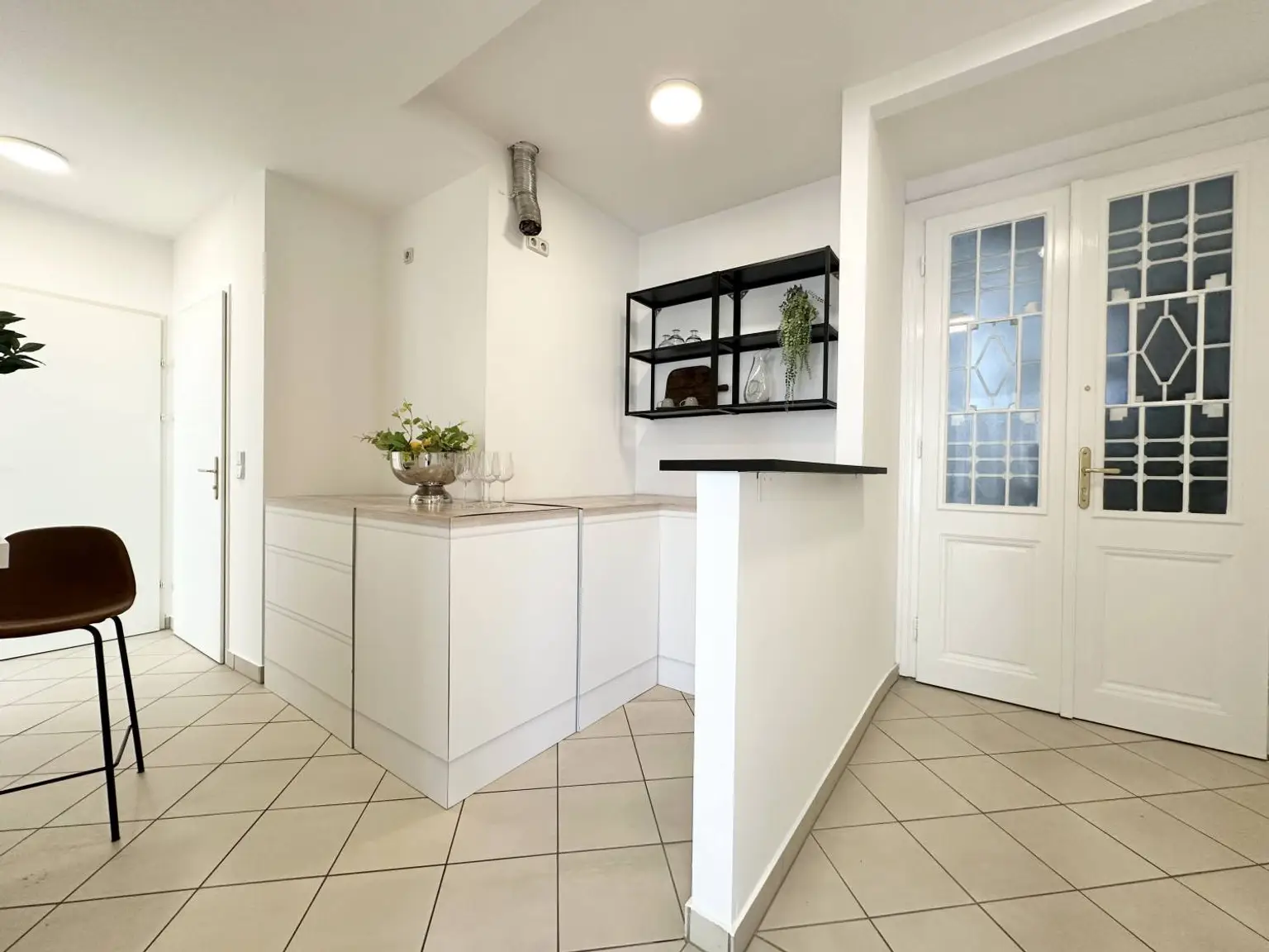 2-Zimmer-Altbau mit Stil – frisch renoviert & bezugsfertig
