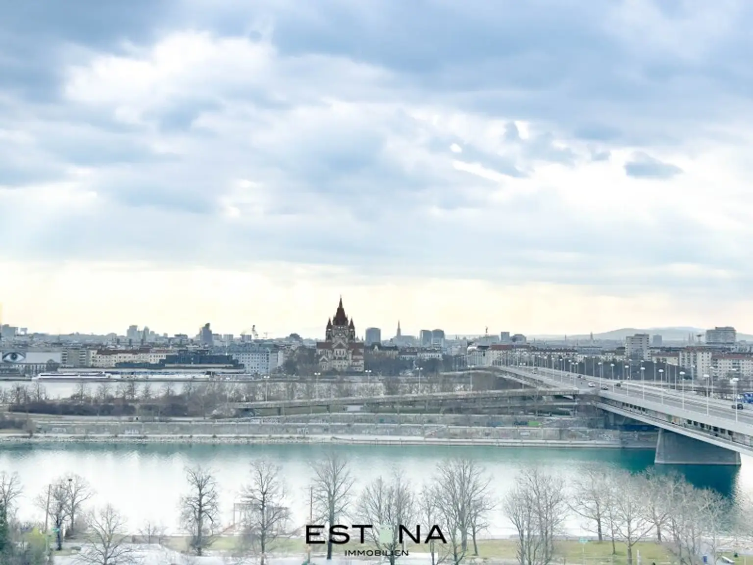 Familienwohnung mit Loggia und Blick zur Donau - Nähe Strandbad Alte Donau