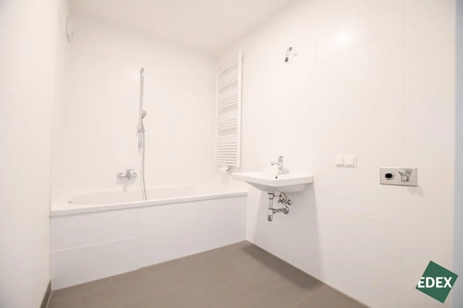 Perfekt für Singles oder Paare: 2-Zimmer-Wohnung nahe 29A Bushaltestelle