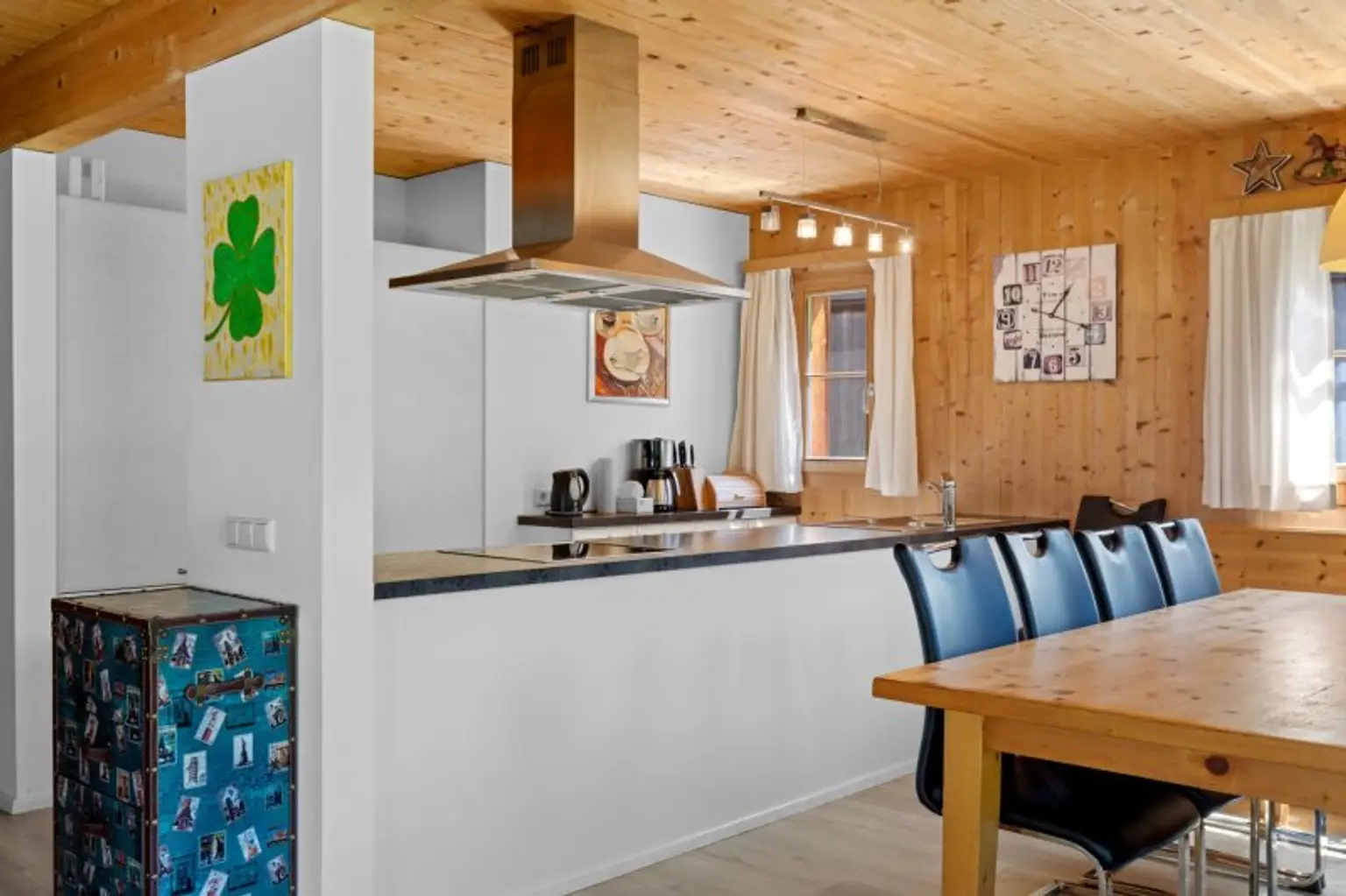 Traumhaftes Chalet in Bartholomäberg: 6 Zimmer, Garten, Terrasse & viel Platz!