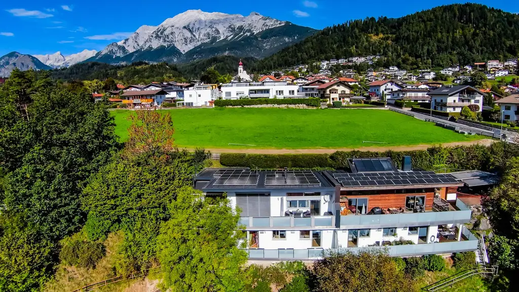 Fritzens: Doppelhaushälfte mit Terrasse, Freisitz & neuer PV-Anlage