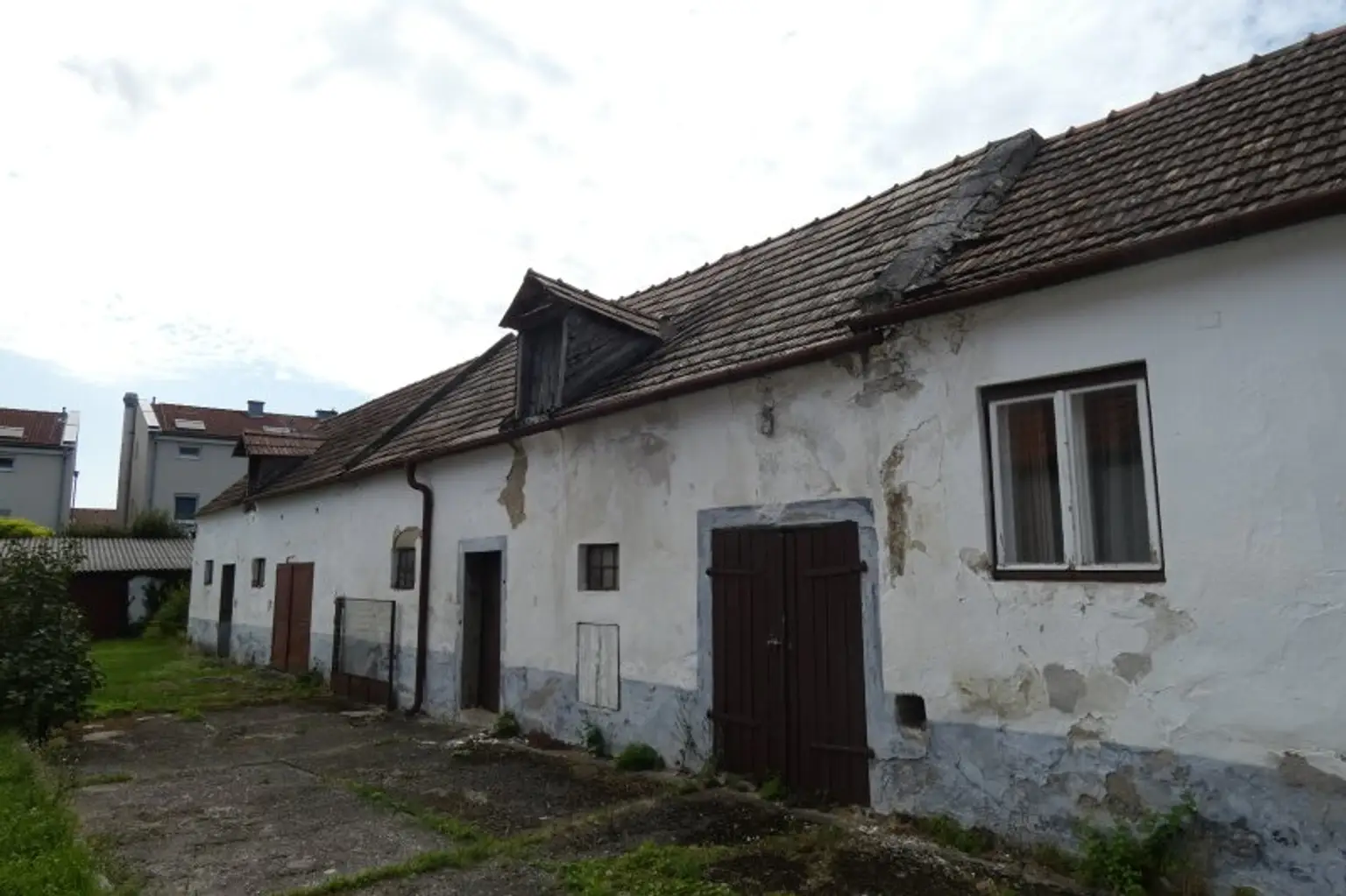 ALTER STRECKHOF IN ZENTRALER LAGE
