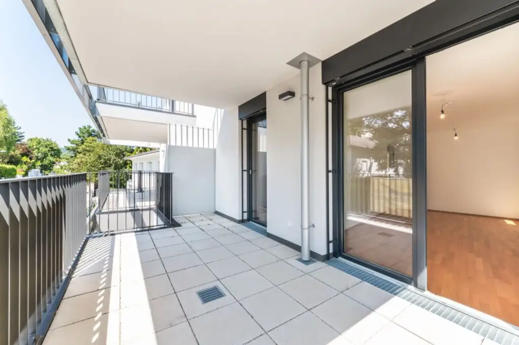 Erstbezug! Großzügige 3-Zimmer-Wohnung mit 2 Terrassen inkl. Stellplatz zu vermieten!