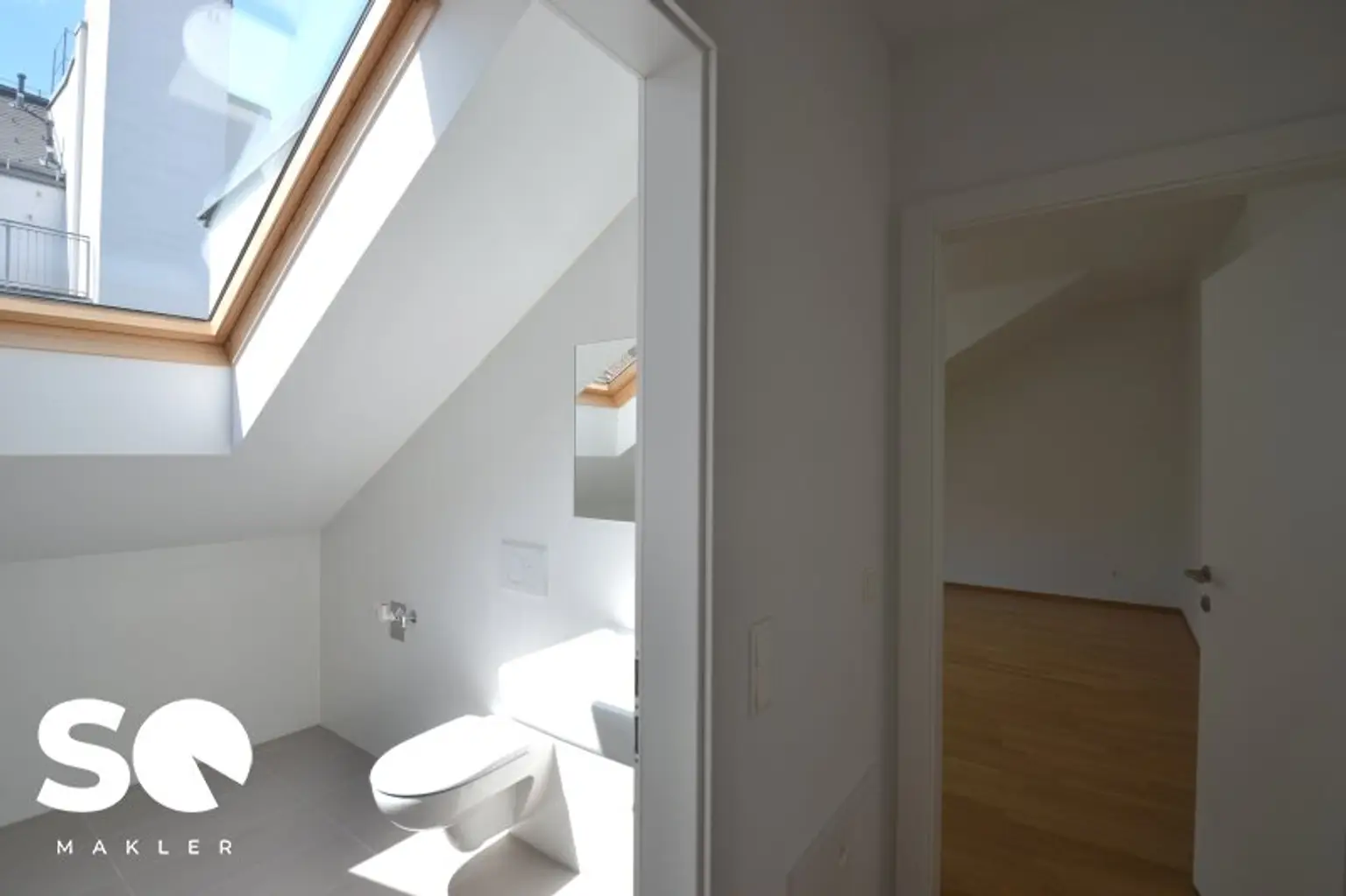 2. Etage: Bad/ Schlafzimmer