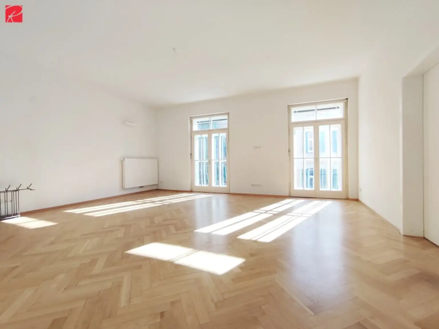 Großzügiger Altbau - Wohntraum in Best Lage ( Bezirk Geidorf)!