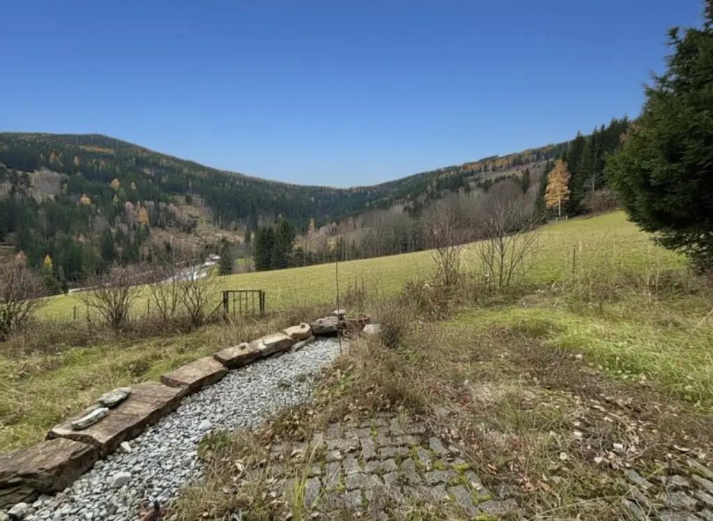 Berghütte am Fuße des Skilifts | Wandern im Sommer, Skifahren im Winter | Zirbenholz-Ausstattung | Kaminofen