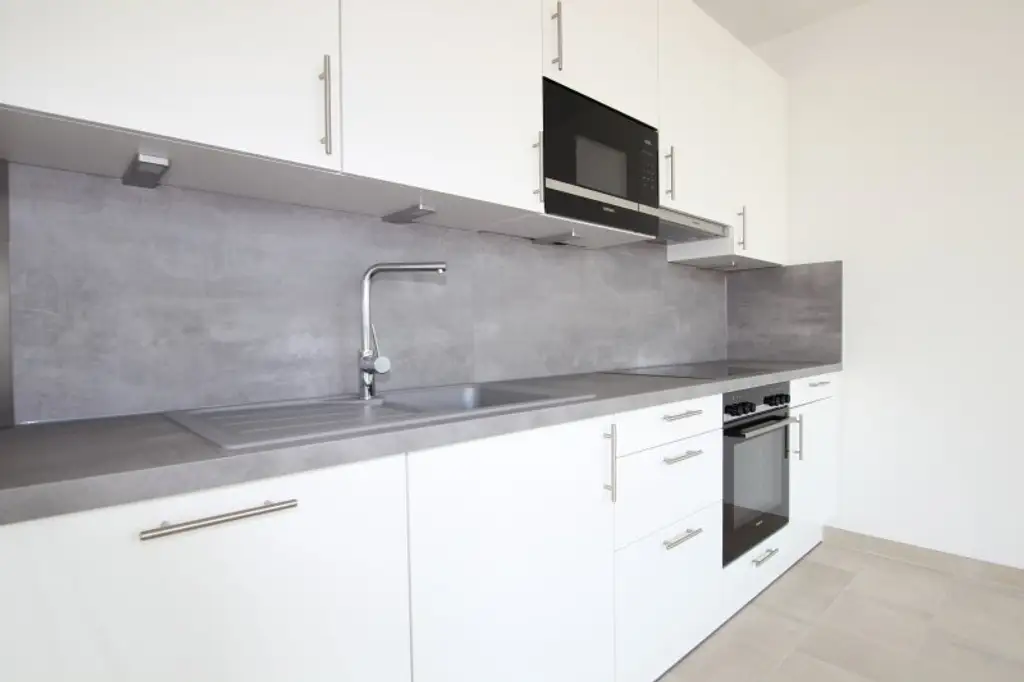 KÜHLUNG, EWE-KÜCHE, WALK-IN-DUSCHE, SCHÖNE TERRASSE, BAUJAHR 2021, GRÜNRUHELAGE KORNEUBURG ZENTRUM!!
