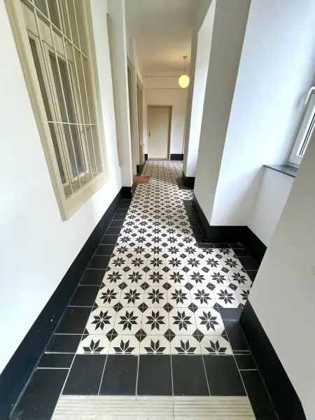 Stil trifft Komfort - Charmante 1-Zimmer Altbauwohnung in 1050 Wien