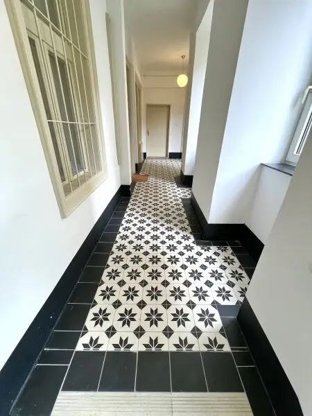 Stil trifft Komfort - Charmante 1-Zimmer Altbauwohnung in 1050 Wien