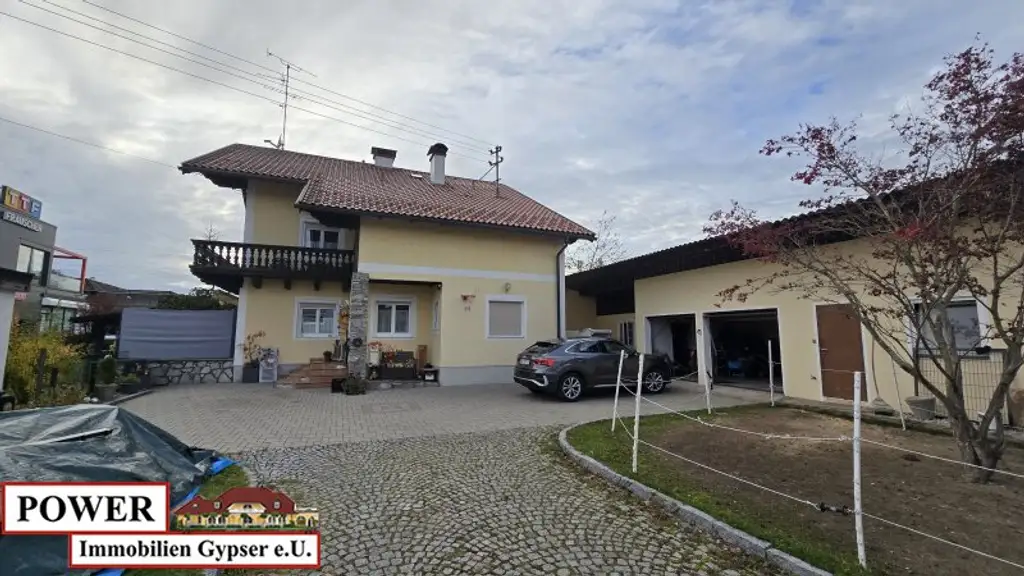 Großzügiges Wohnhaus in Zentrumsnähe !!