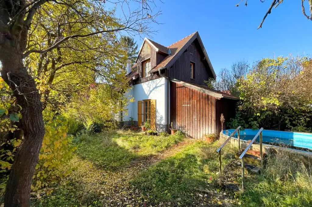 Entzückendes Wohnhaus mit vielseitigem Nebengebäude im nordöstlichen Weinviertel