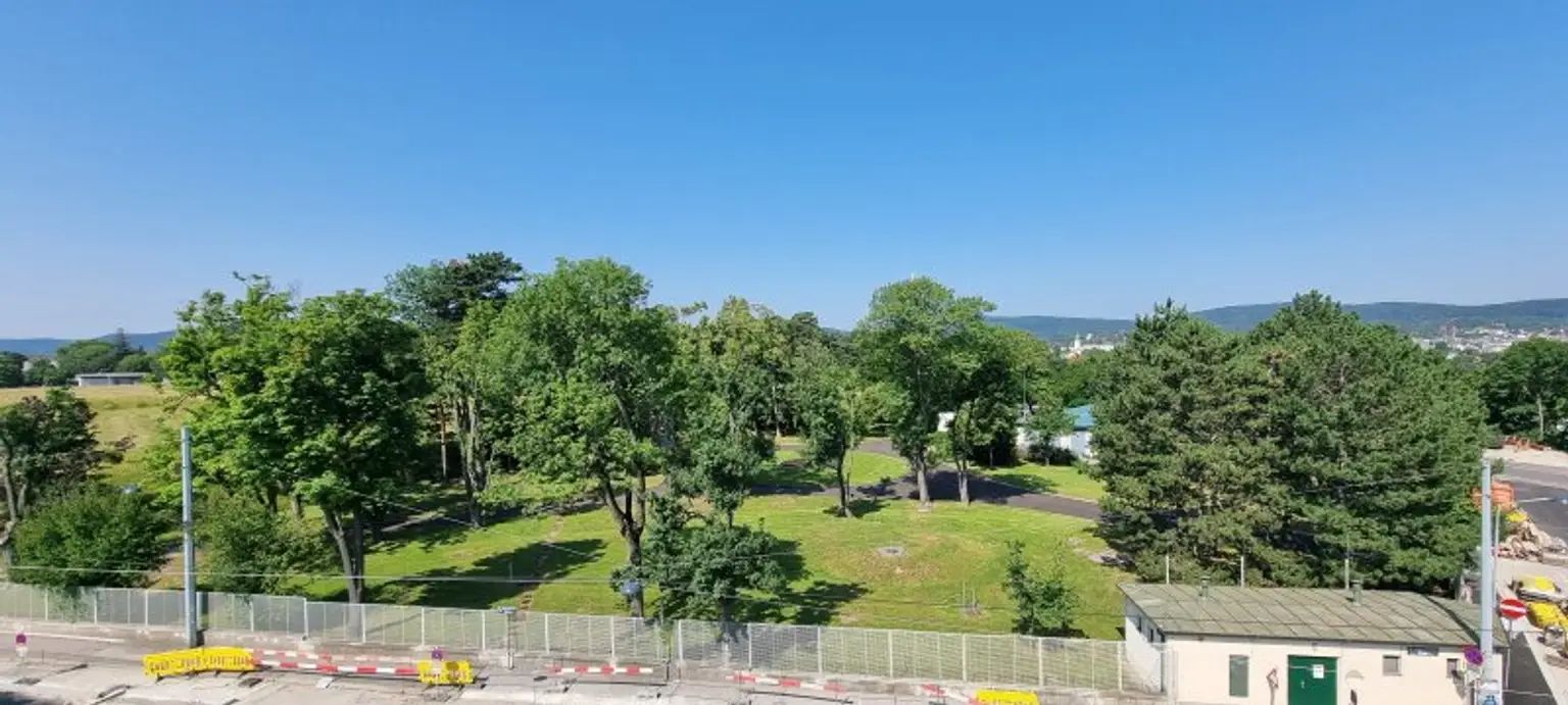 "Provisionsfrei" Traumhafte Dachterrassenwohnung mit Fernsicht in Top-Lage - Erstbezug mit Tiefgarage