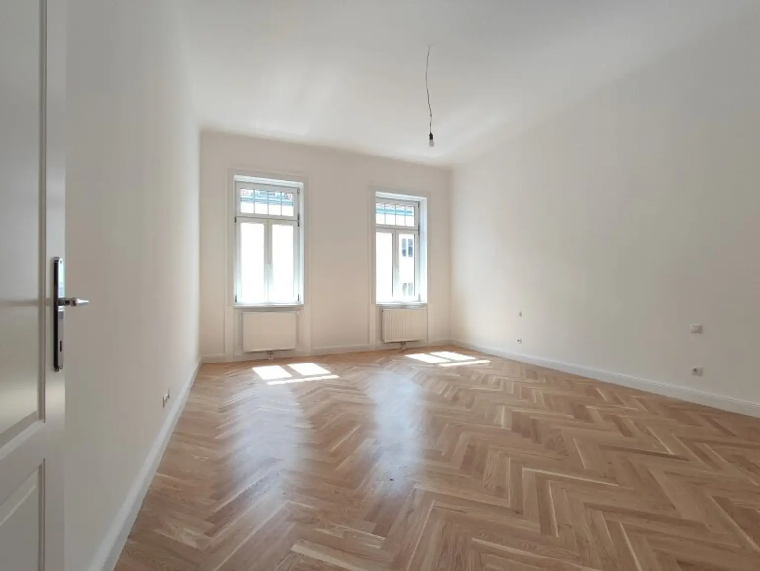 Moderne 3-Zimmer Wohnung mit Altbaucharme! Hochwertige Ausstattung und ideale Anbindung - Nähe U1 Südtiroler Platz!