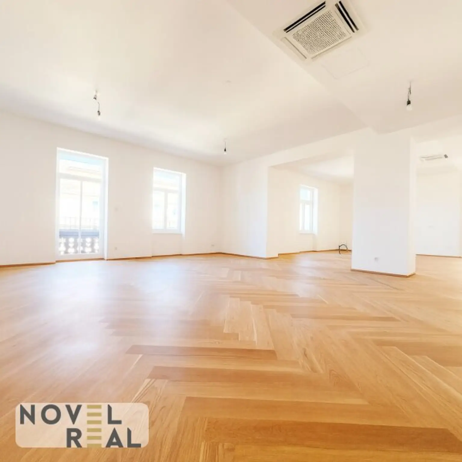 Luxuriöse 4 Zimmer Wohnung mit Highlights wie Indoor-Pool, Spa- und Fitnessbereich! ! Beste Lage in Hietzing!