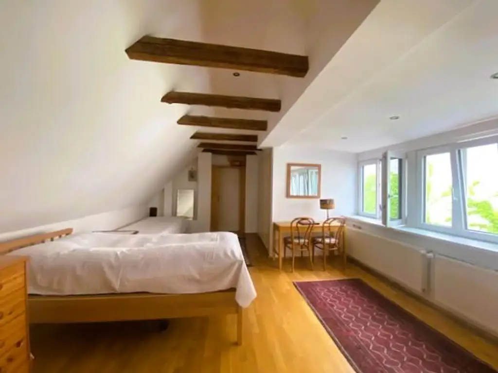 Ländliche Eleganz neu interpretiert – Streckhof mit zwei Wohneinheiten, Arkadenflair & Pooloase!