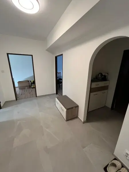 Frisch renovierte 3-Zimmer-Wohnung; auch für WGs geeignet