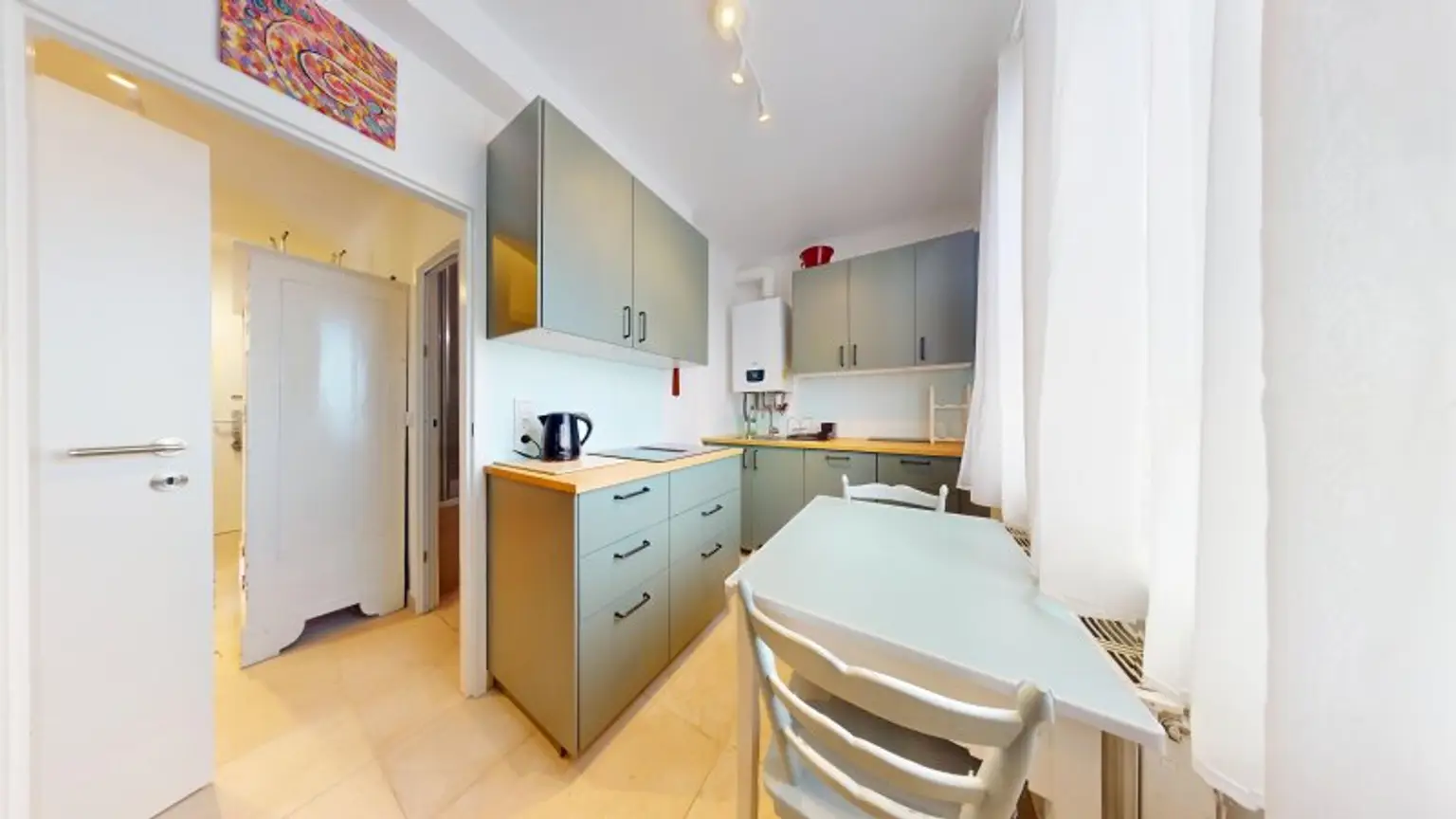 Dachgeschoßwohnung mit Terrasse und traumhaftem Fernblick - Klimaanlage!  City Apartment with a View - Air conditioning!