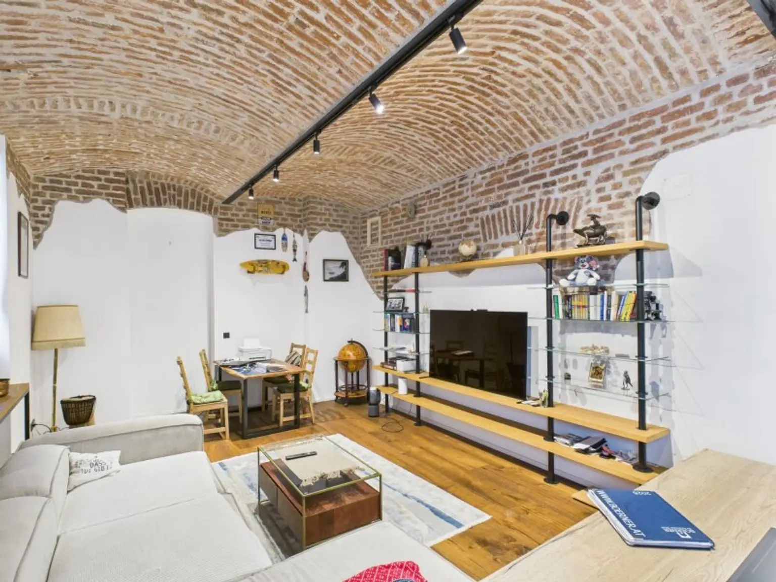 Wohlfühl-Oase in 1120 Wien: 2-Zimmer-Wohnung mit Garten für 299.000 €!