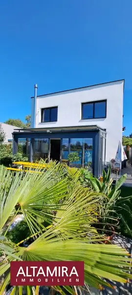 Ankommen um zu bleiben - Modernes Architektenhaus am türkisblauen Dürrsee; Mietgrund