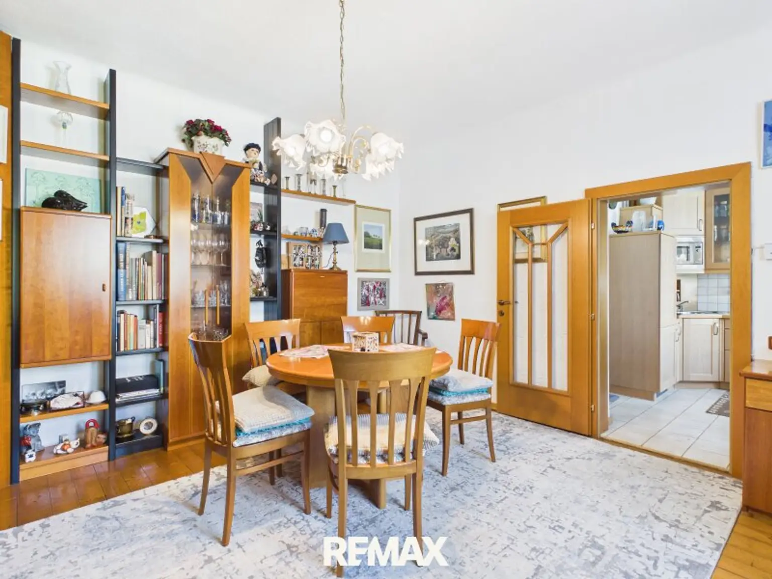 7784-Haus 1 Esszimmer