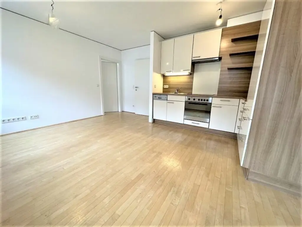 HÖRLGASSE, SCHLICKPLATZ, 45 m2 Neubau, Wohn-Esszimmer mit Kochnische, Schlafzimmer, Duschbad, 6. Liftstock