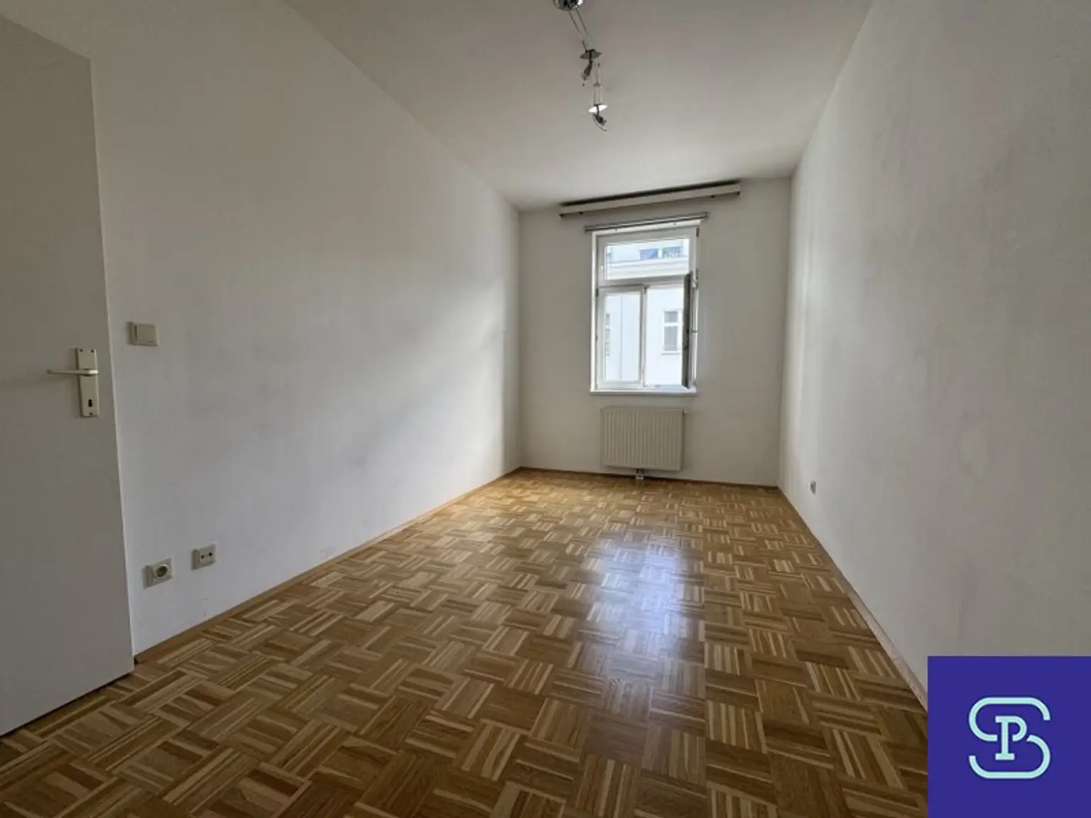 Provisionsfrei: Unbefristeter 45m² Altbau mit 2 Zimmern und Einbauküche - U1-Nähe!