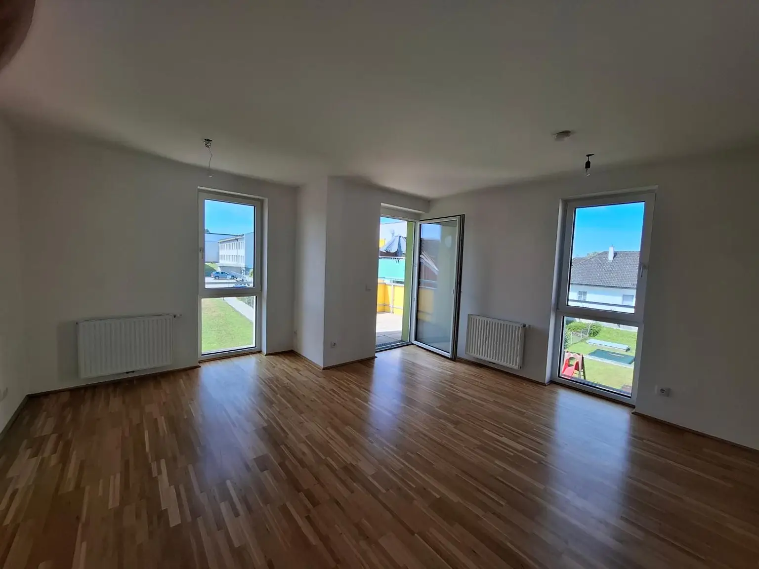 Luftenberg/Statzing: 2-Zimmer-Wohnung im 2. OG mit Parkplatz in der Tiefgarage und Außen-Parkplatz zu vermieten