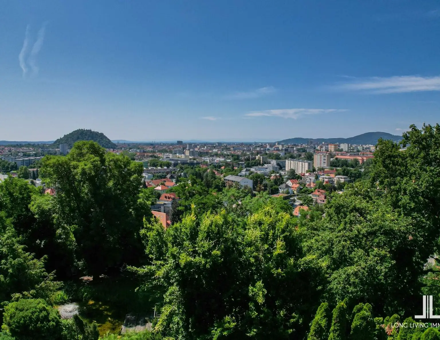 Die Weiße Villa! Einzigartige Villa in bester Grazer Stadtlage zu verkaufen!