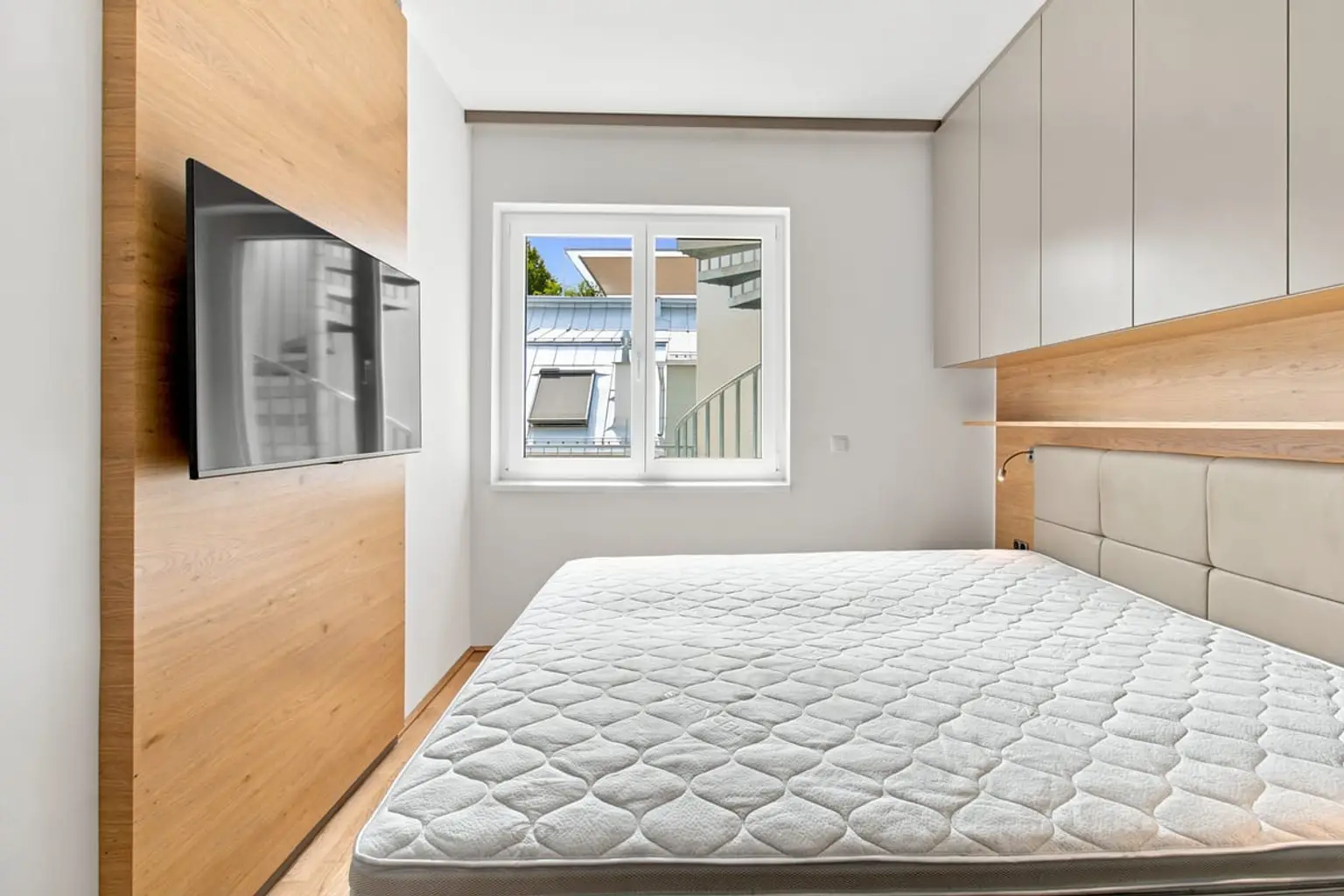 M | Exklusive DG WOHNUNG ++ mit DACHTERRASSE und WIENBLICK | Prima Service Immobilien