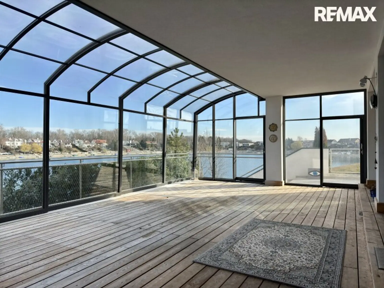 Wohnen am Wasser - ca. 189 m² Wohnfläche & direkter Seezugang auf Pachtgrund!