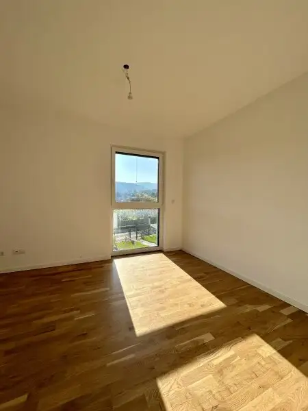 Neues Zuhause in Wilfersdorf bei Tulln : Erstbezug, 144,79m², 2 Stellplätze, Garten