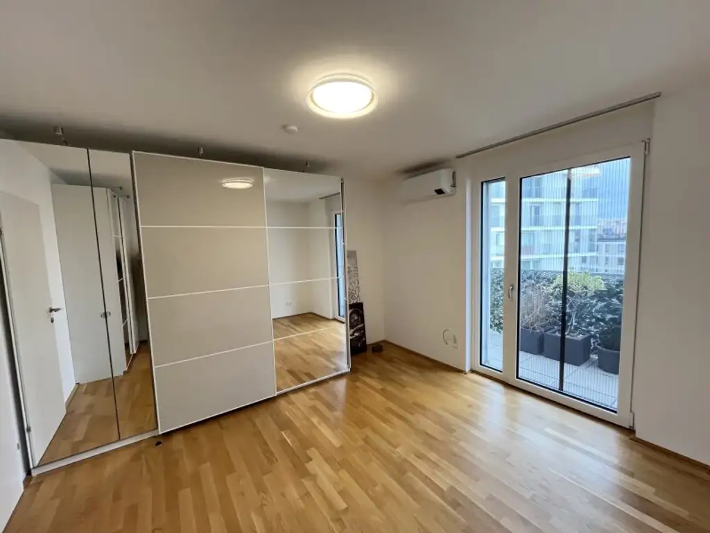 *** DACHTERRASSEN TRAUM *** TERRASSE + BALKON *** TOLLER FERNBLICK ***