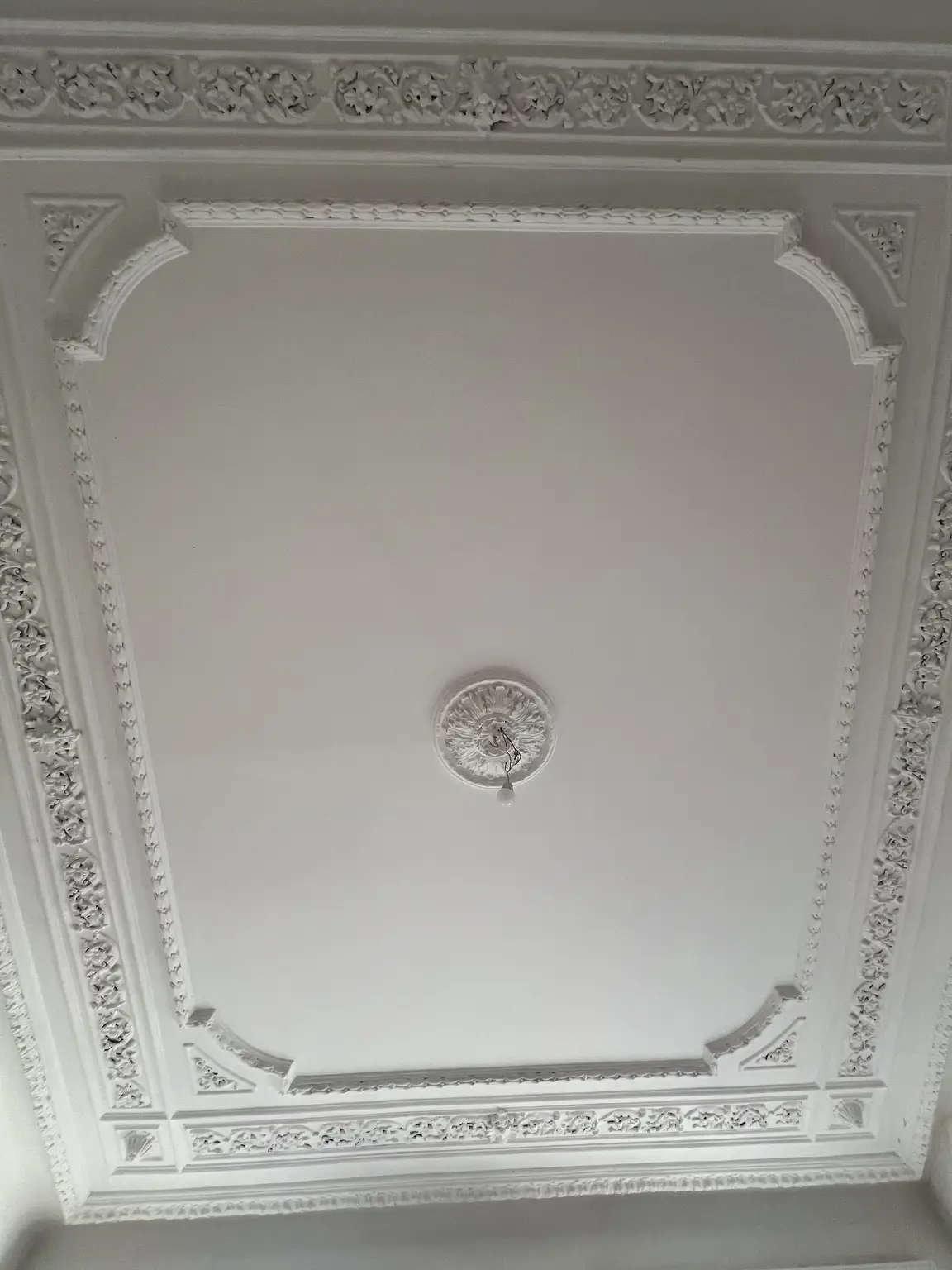 UNBEFRISTET und ERSTBEZUG: Prachtvolle, klimatisierte Wohnung in Top Lage / UNLIMITED and FIRST OCCUPANCY: Stunning, air-conditioned apartment