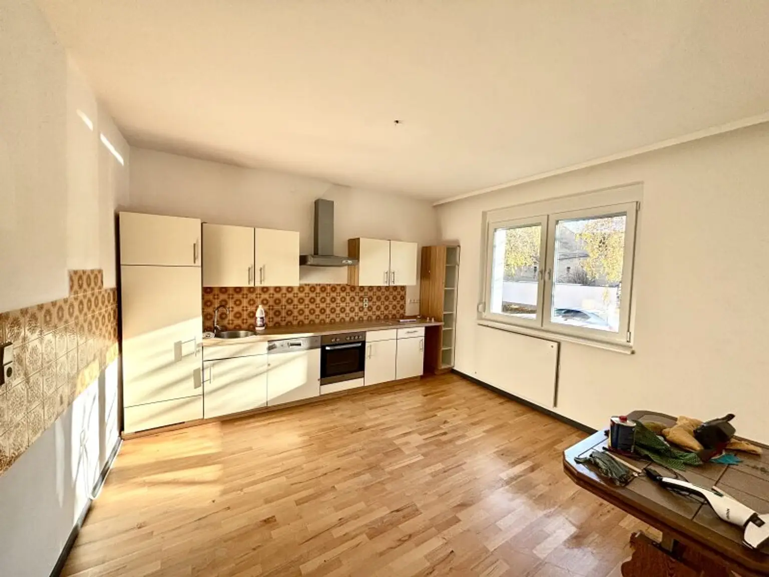 Renoviertes Einfamilienhaus in Halbturn – Ruhelage