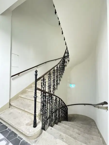 Charmante 3-Zimmer-Altbauwohnung in generalsaniertem Haus mit Lift – 1020 Wien