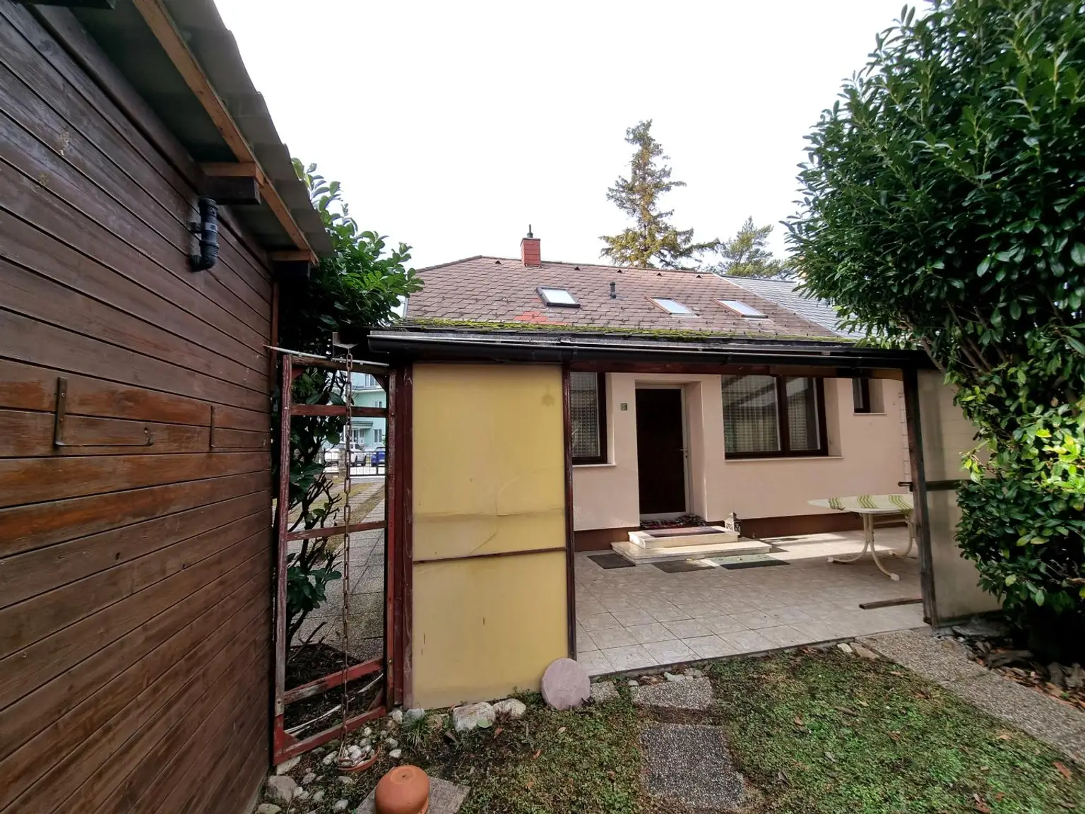 Haus Rückseite Eingang