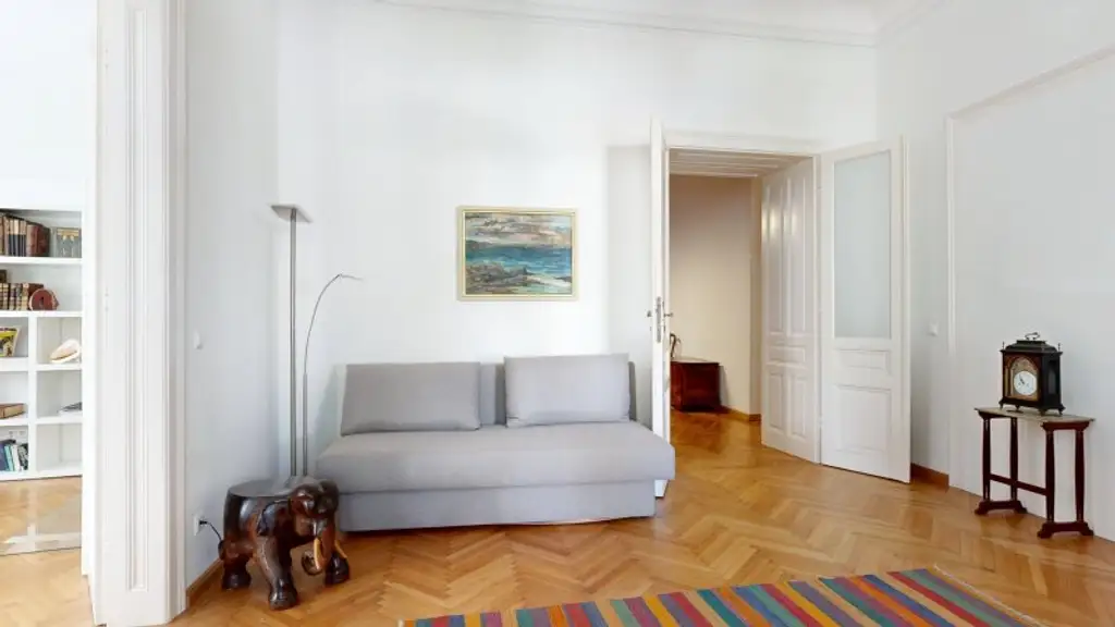 Wunderschöne großzügige 5-Zi-Altbauwohnung mit Grünblick im 3.Bezirk zu kaufen
