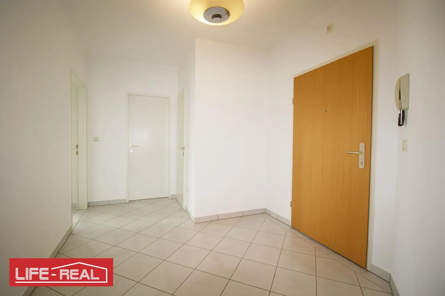 Kapitalanlage oder neues Zuhause! Großzügige 3,5-Zimmer-Wohnung mit Blick ins Grüne