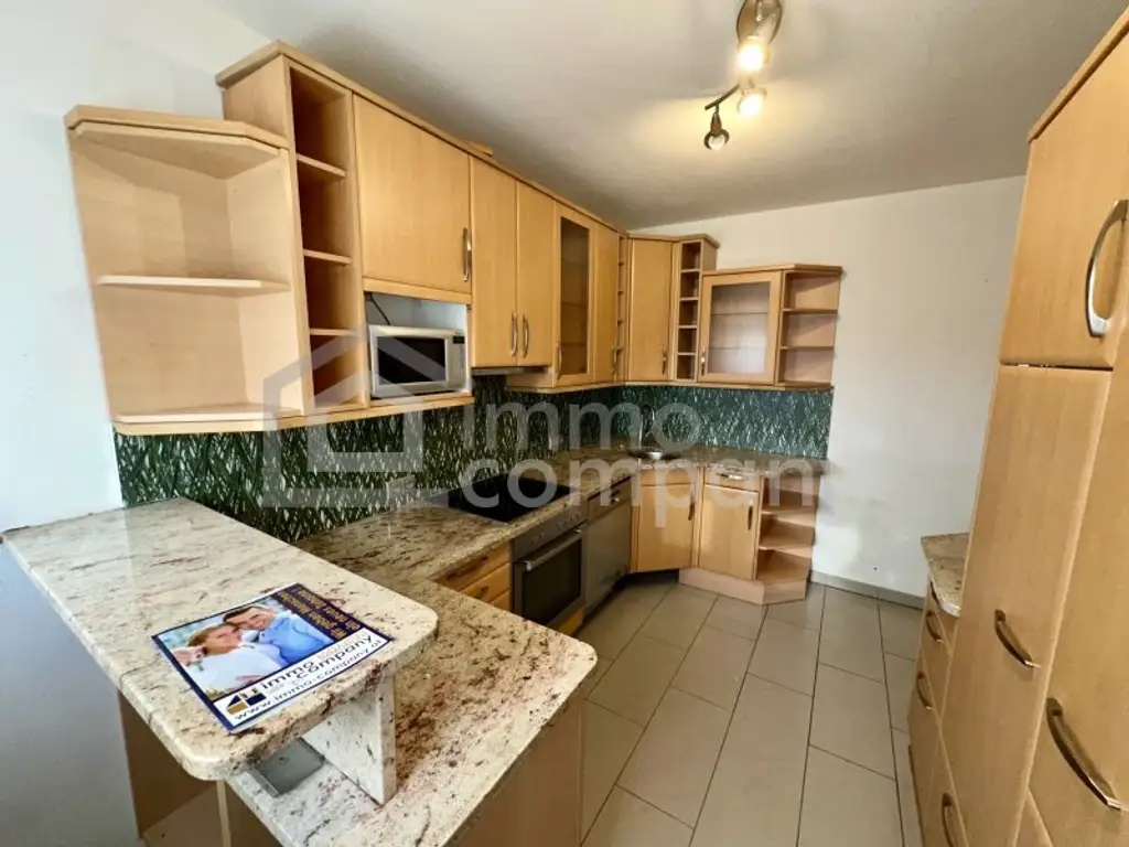 Geräumige 4-Zimmer-Wohnung mit Loggia in Strasshof – Ihr neues Zuhause wartet!
