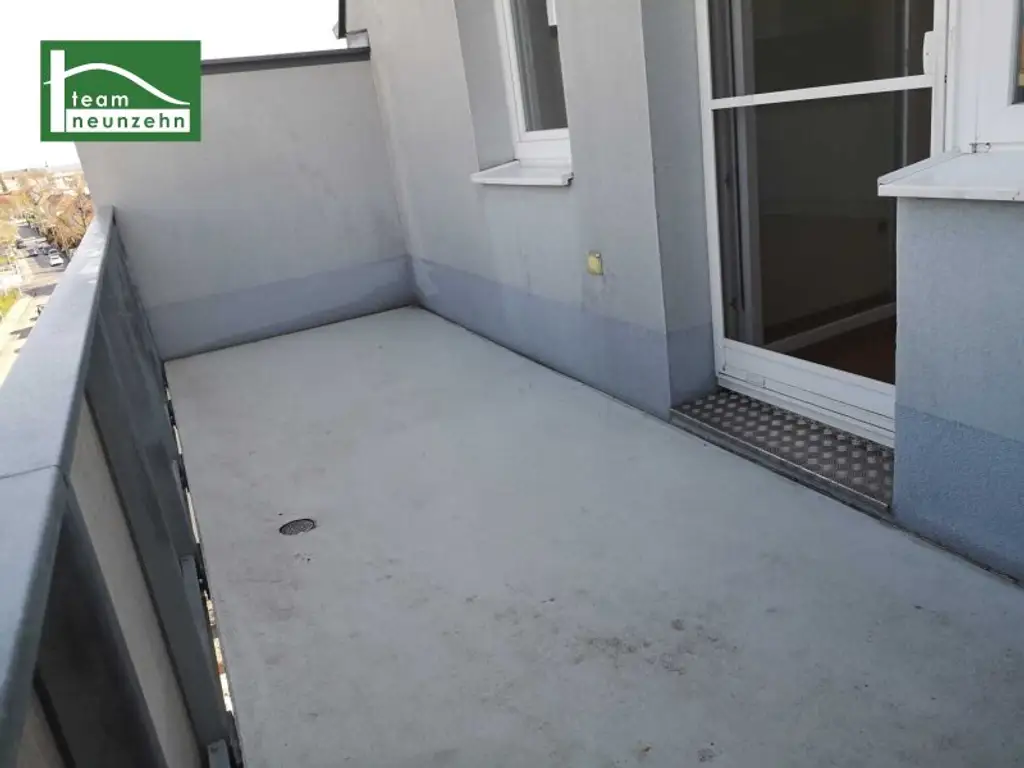 Lichtdurchflutete 2-Zimmer-Wohnung mit Loggia