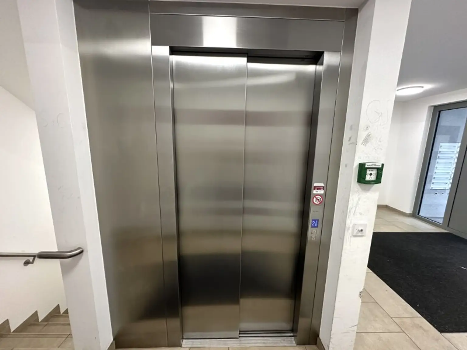 Hier werden Träume war! Exklusive 4-Zimmer Maisonette-Wohnung mit ca. 113 m2 sowie eigener Dachterrasse in ruhiger Lage