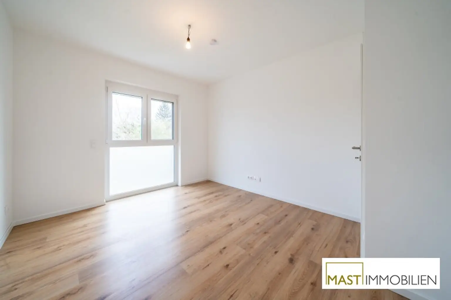 *NEU* - ab Oktober - 4 Zimmer Reihenhaus in Bahnhofsnähe
