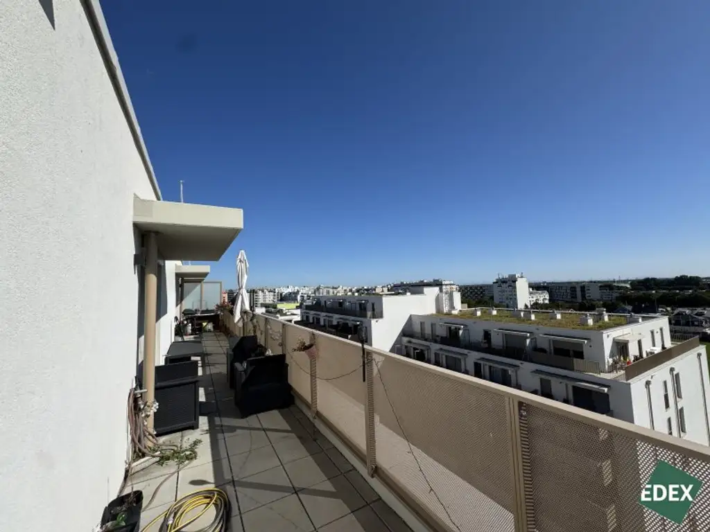 Gemütliche 3-Zimmer-Wohnung mit großzügiger Terrasse nahe U1 Rennbahnweg